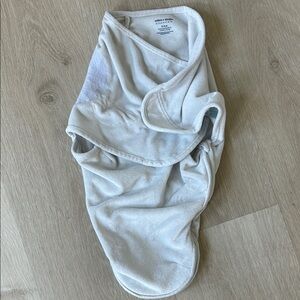 aden + anais White Swaddle